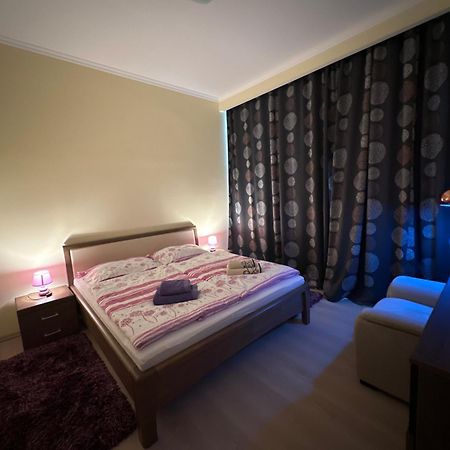 Apartment Zeyerova4 Карлови Вари Екстериор снимка