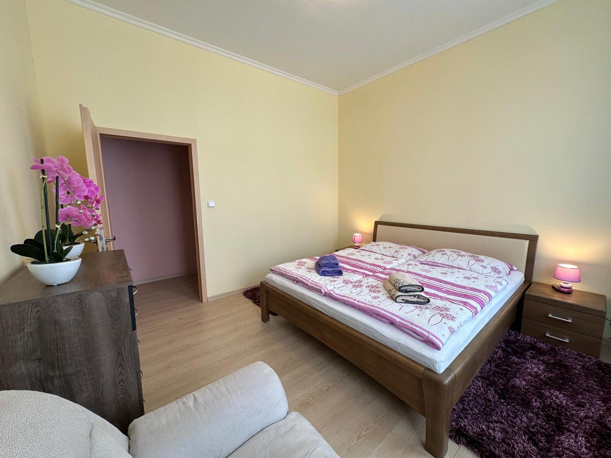 Apartment Zeyerova4 Карлови Вари Екстериор снимка